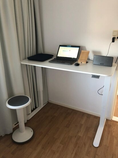 Gasveer Zit-sta bureau - Updesk Air Worktrainer.nl