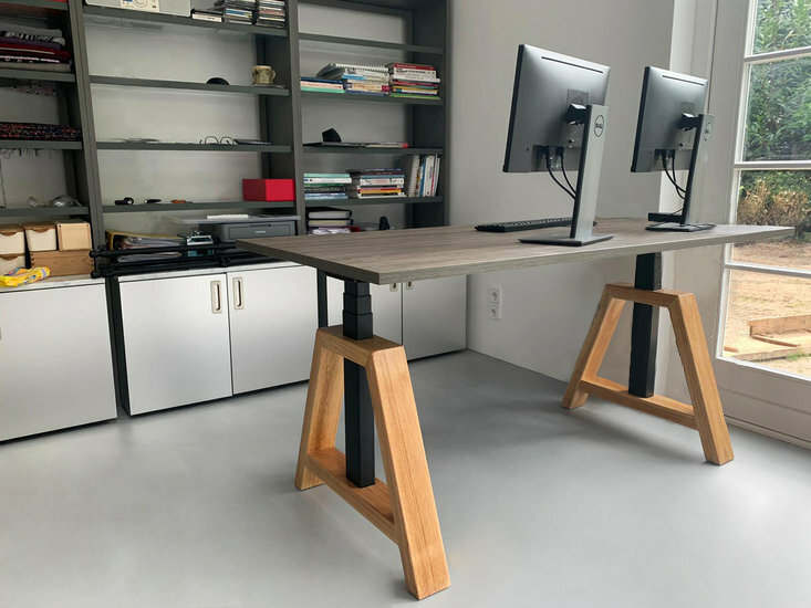 Design Hoog Laag Bureau - Elektrisch Zit-Sta Bureau - OakDesk - Worktrainer.nl 